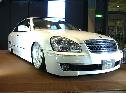 50シーマ KAZ-SUSデモカー 大阪オートメッセ出展車輌
