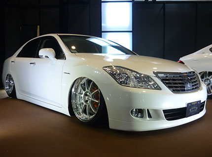 200 クラウン KAZ-SUSデモカー 大阪オートメッセ出展車輌